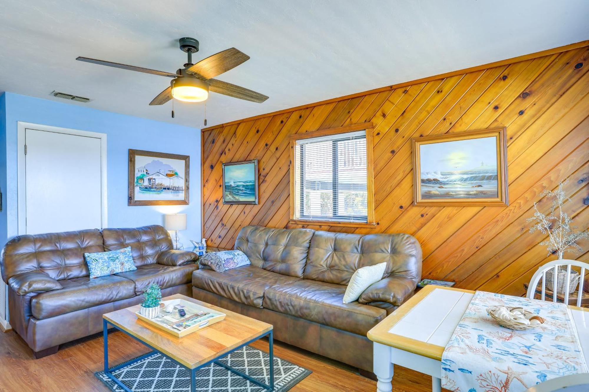 シダー・キー Waterfront Duplex With Dock And Views Near Town!ヴィラ エクステリア 写真